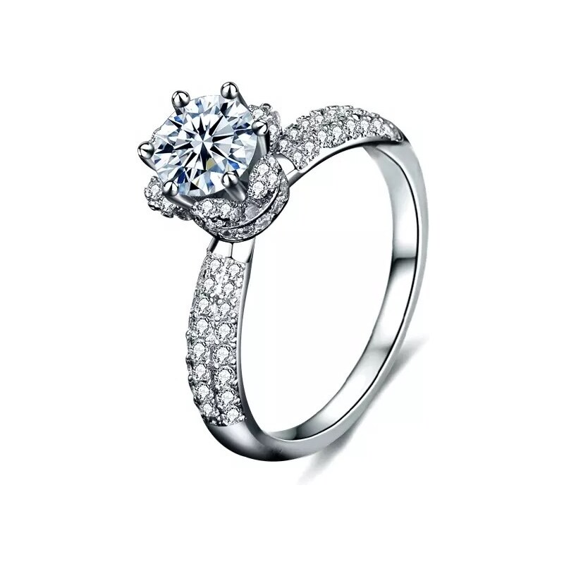 Royal Fashion strieborný rhodiovaný prsteň s drahokamom moissanitom 41336937