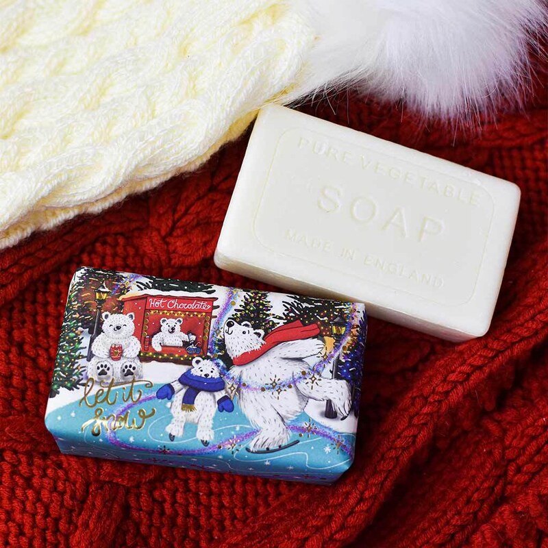 English Soap Company Vianočné tuhé mydlo Polárny medveď - Orgován, Ylang ylang & Ruže, 190g