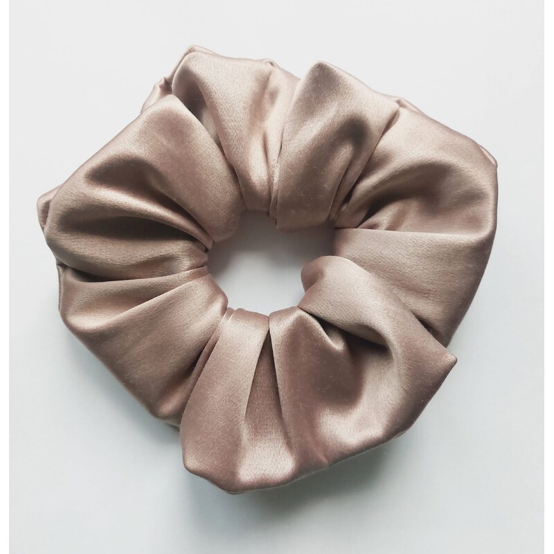 modnenakupy.sk Saténová gumička scrunchie LIGHT BROWN MAXI 35802528