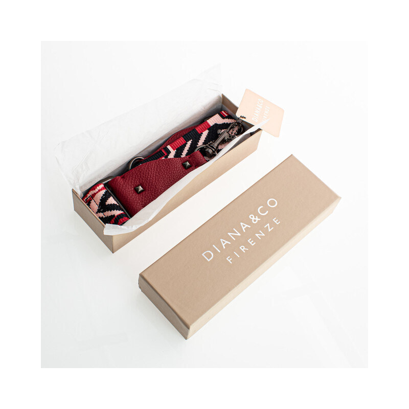 DIANA&CO Popruh na tašku - vzorovaný s koženkou bordový 36343321