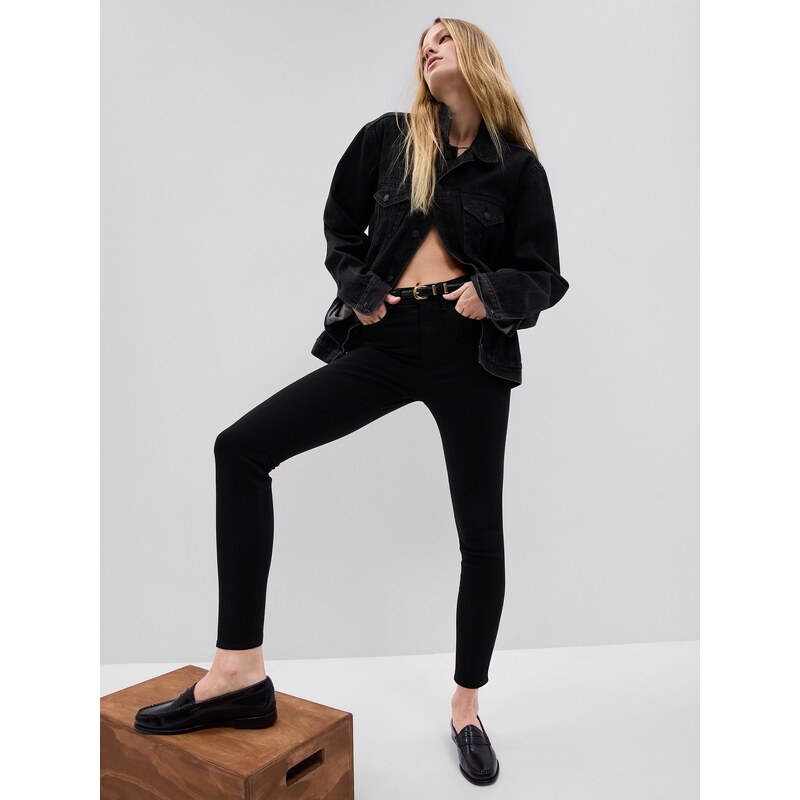Černé dámské džíny true skinny high rise GAP 50538843