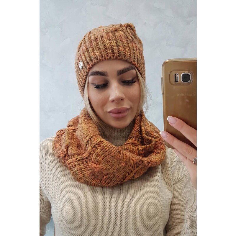 MladaModa Komplet - dámska čiapka s brmbolcom + komín K315 farba khaki 36491631