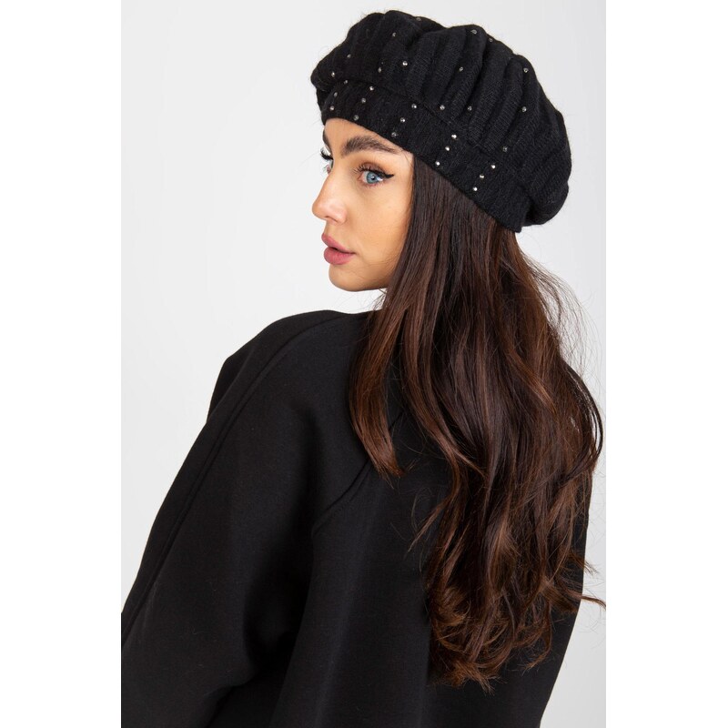 MladaModa Dámska čiapka baretka model 9055-3 čierna 58132131