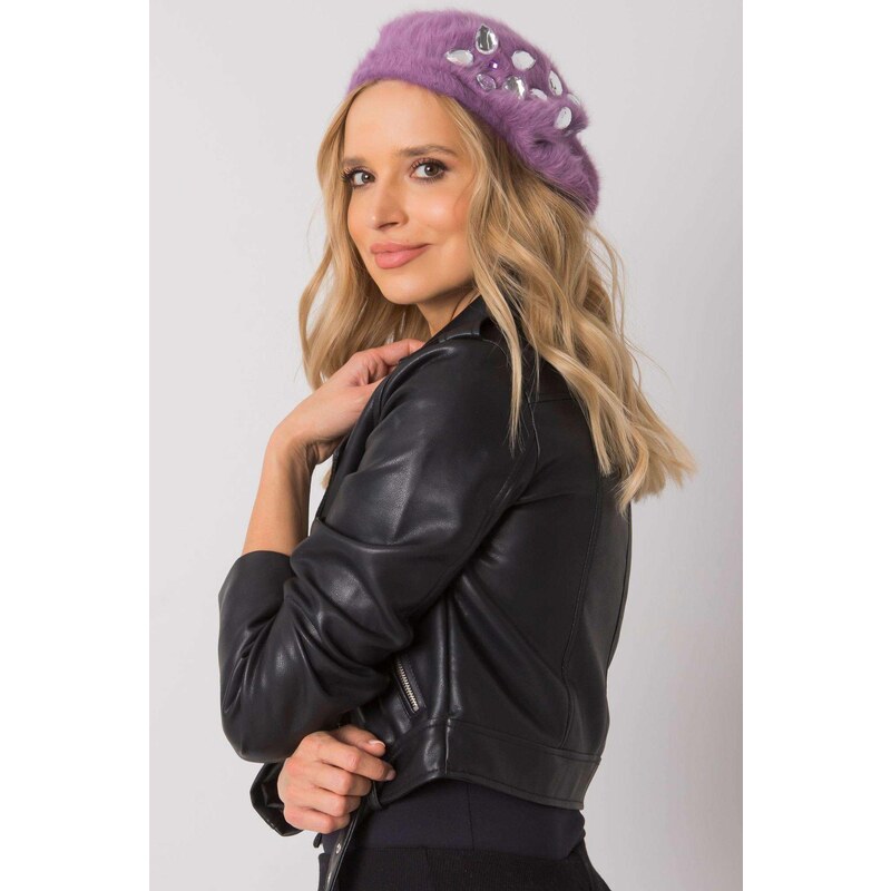 MladaModa Dámska čiapka baretka model 8834 farba lila 36578094