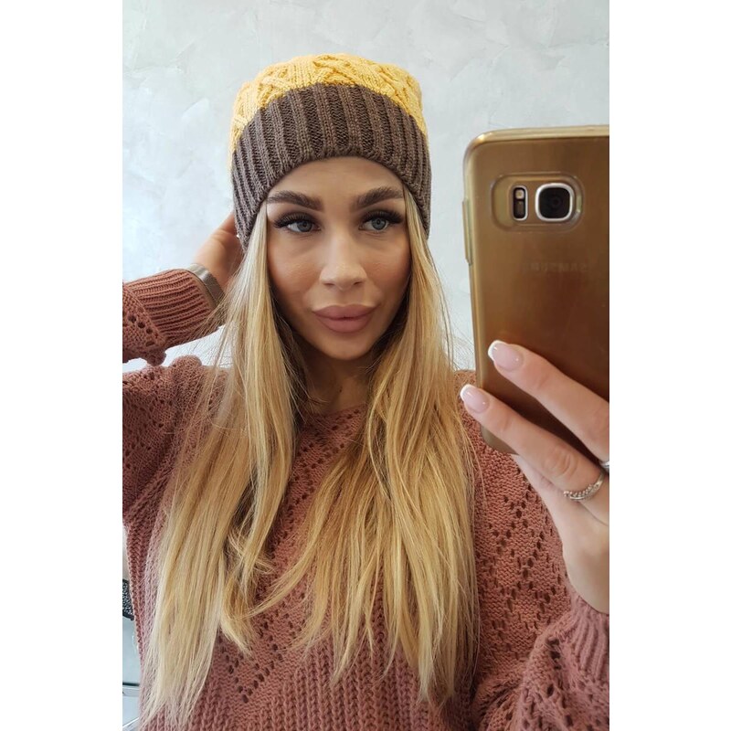 MladaModa Dámska čiapka s brmbolcom Bibiana K264 farba mocca+svetlá 36635978