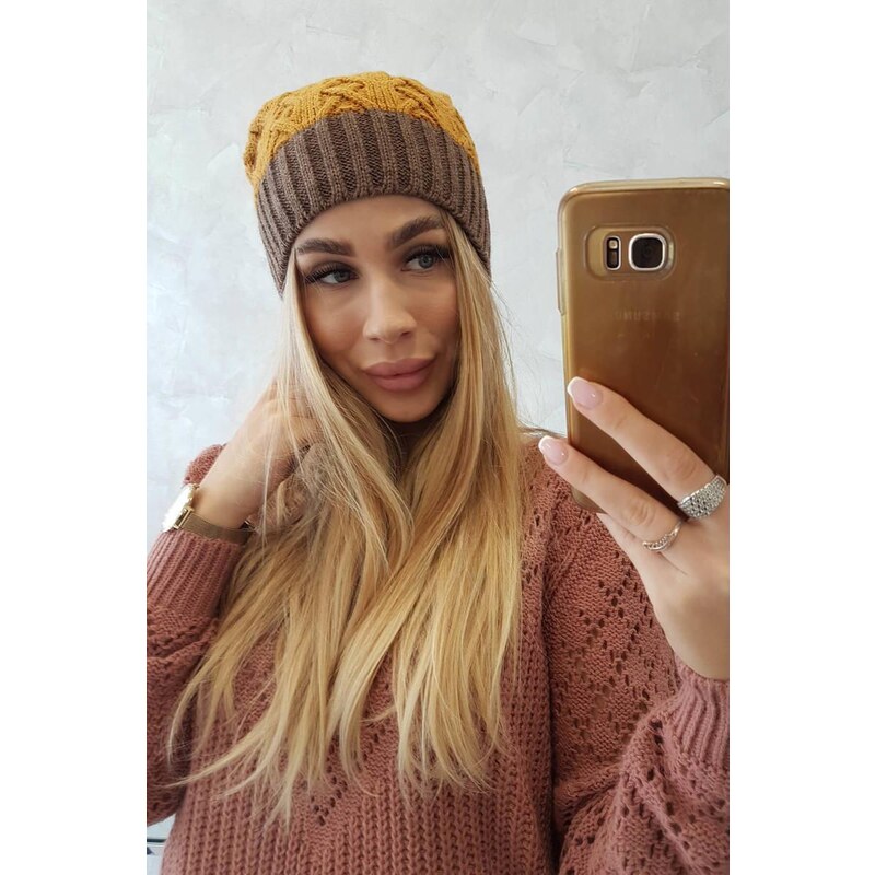 MladaModa Dámska čiapka s brmbolcom Bibiana K264 farba mocca+horčicová 36637079