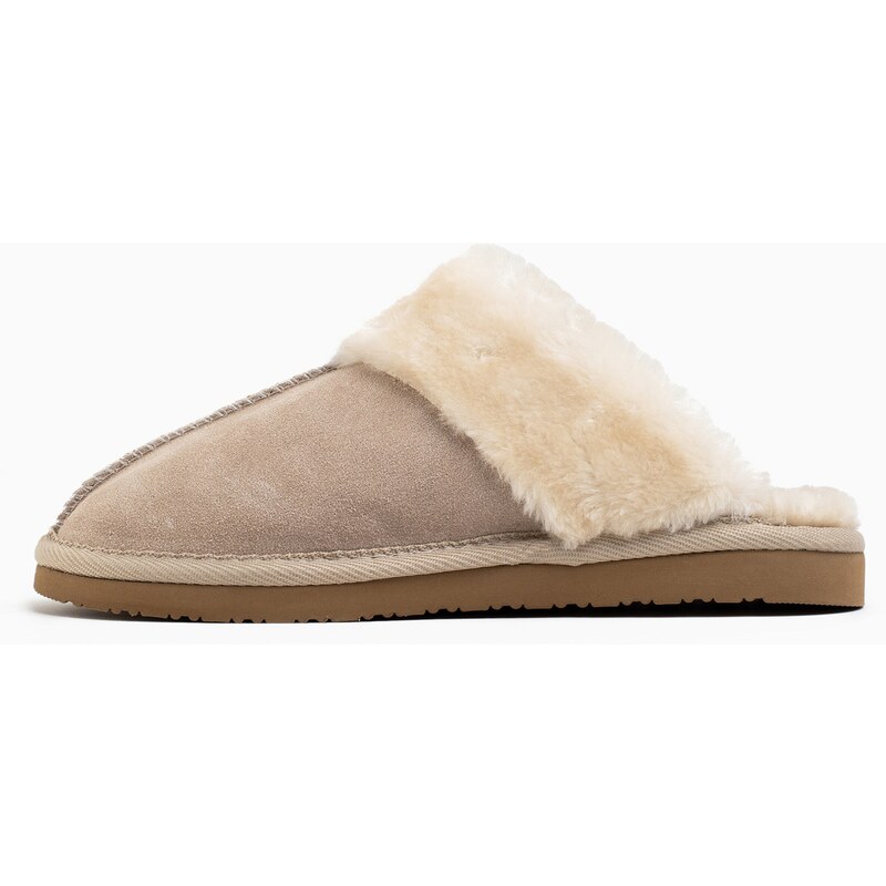 Minnetonka Papuče Chesney svetlobéžová 54237868