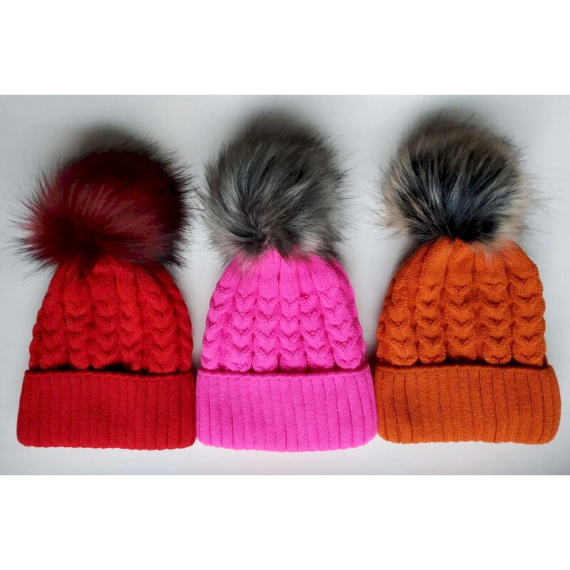 Achti Dámska zimná čiapka s brmbolcom 60834805