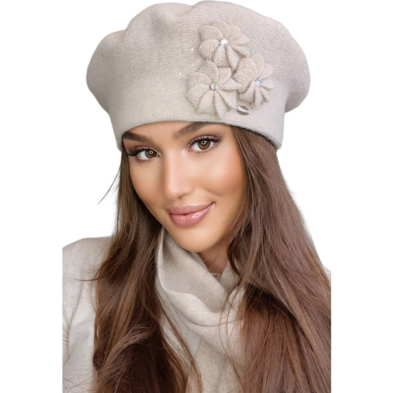 Kamea Béžová luxusná elegantná dámska baretka na zimu s kvetmi Salima, 62006950