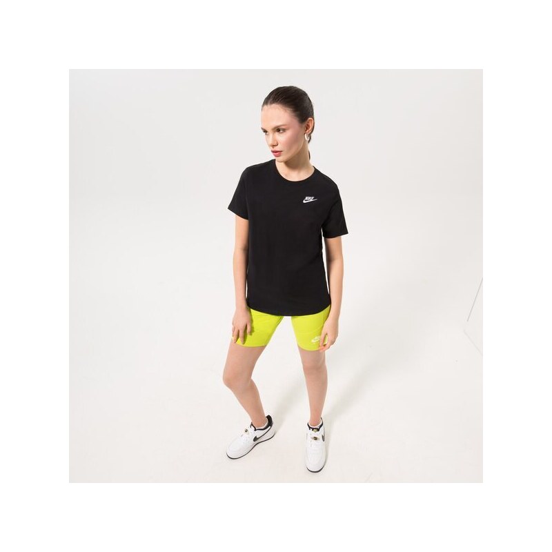 Nike Tričko W Nsw Club ženy Oblečenie Tričká DX7902-010
