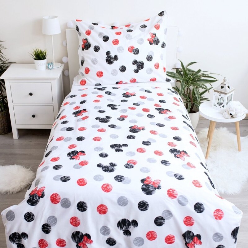 Jerry Fabrics Bavlnené posteľné obliečky Zamilovaní Minnie & Mickey Mouse - Disney - 100% bavlna - 70 x 90 cm + 140 x 200 cm
