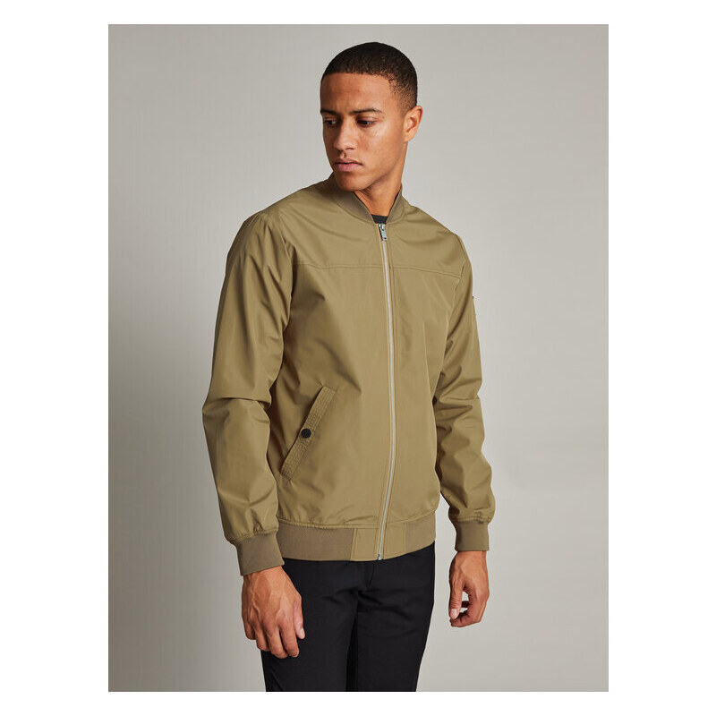 Bundy bomber Matinique 38140957