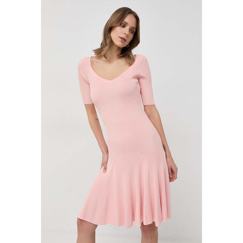 Šaty Guess ružová farba, mini, áčkový strih