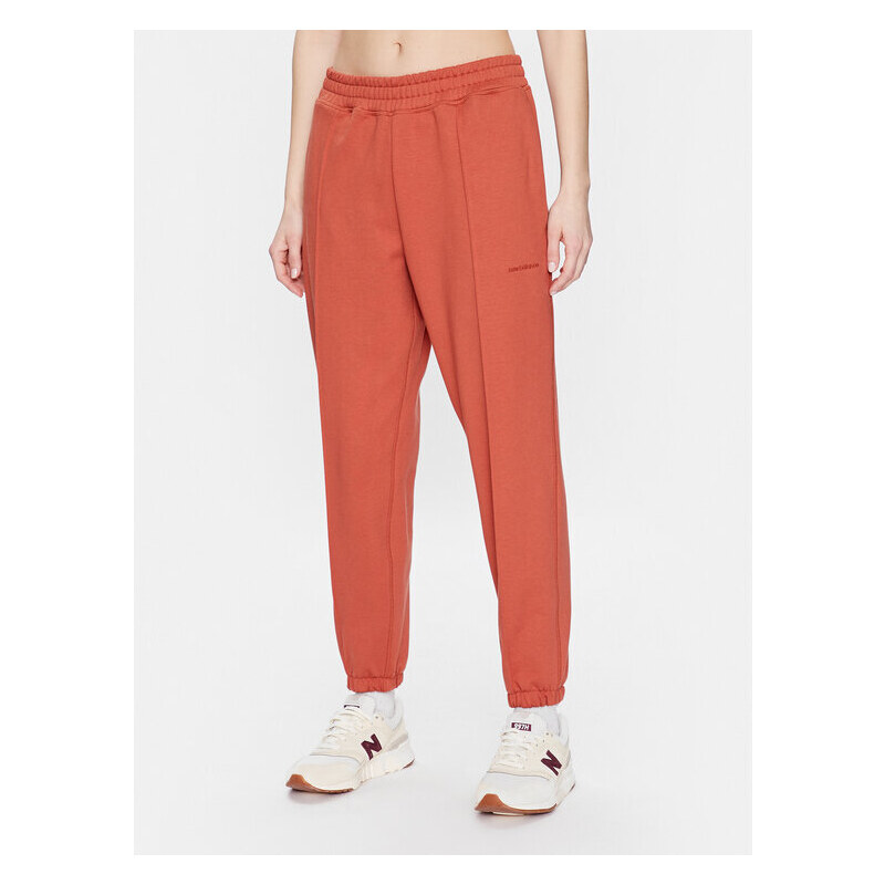 Teplákové nohavice New Balance 39596316