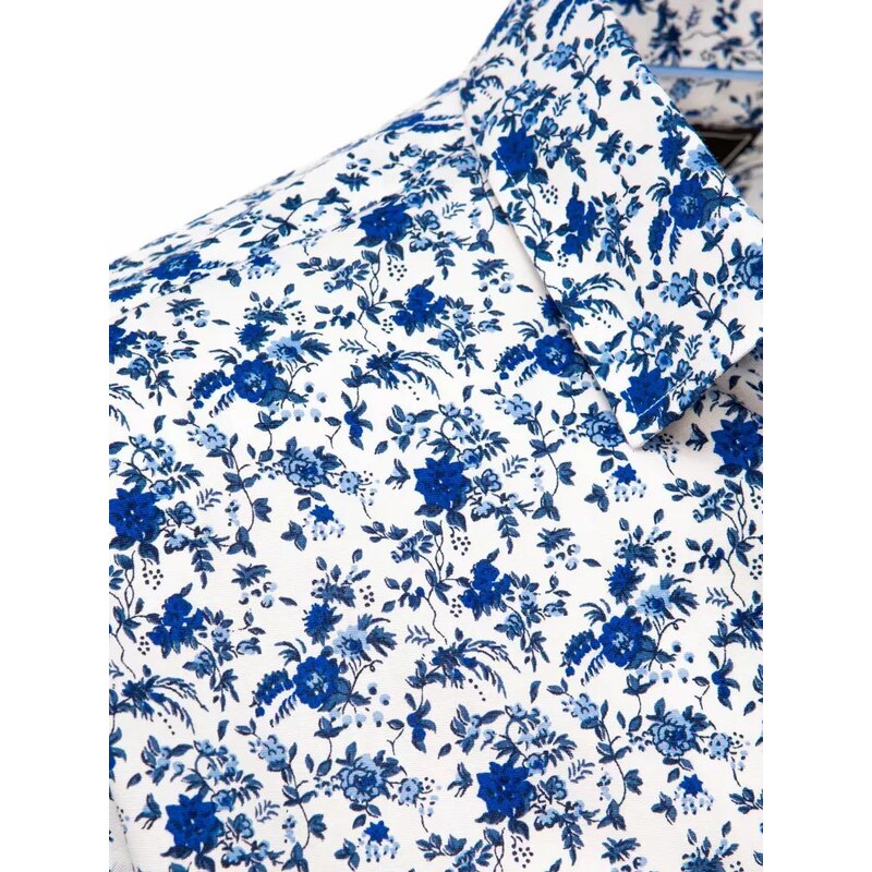Buďchlap Nádherná biela košeľa s modrým vzorom