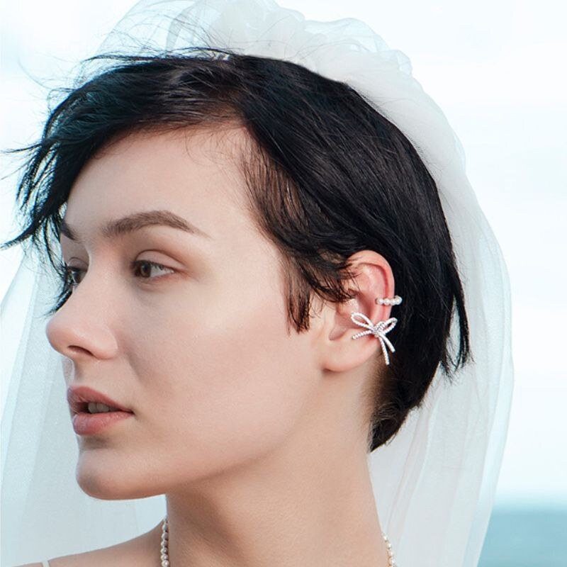 SWAROVSKI Elements Swarovski e. lemujúca earcuff náušnica Wedding 63313193