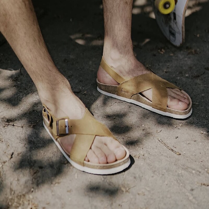 Vasky Cross Caramel - Pánske kožené sandále svetlohnedé, ručná výroba