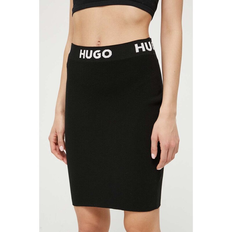 Sukňa HUGO čierna farba, mini, puzdrová