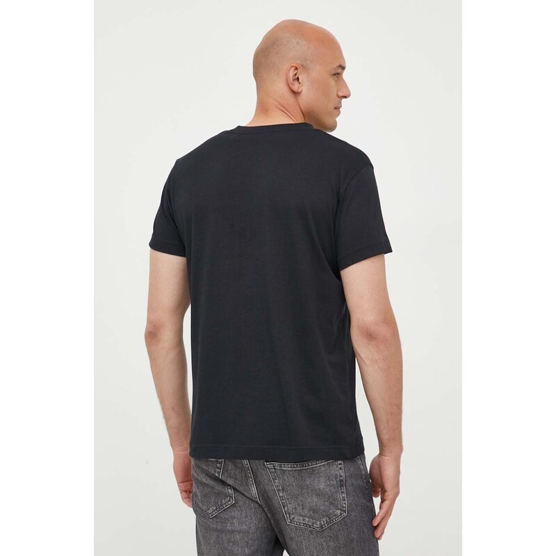 Bavlnené tričko Gant pánsky, čierna farba, s nášivkou