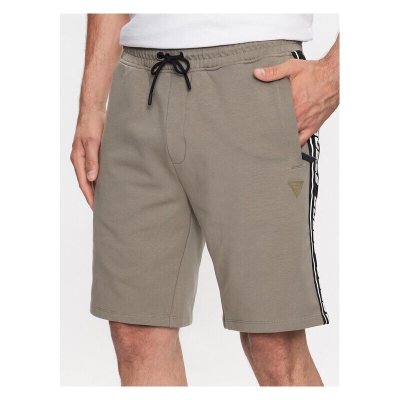 Športové kraťasy Guess 67439509