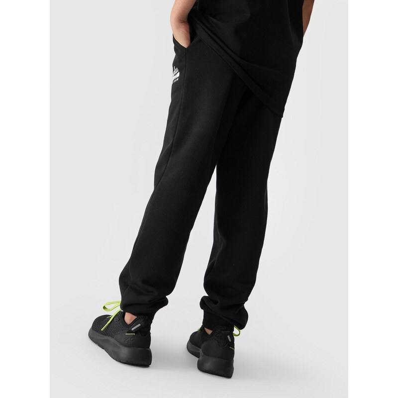 4F Chlapčenské teplákové nohavice typu jogger