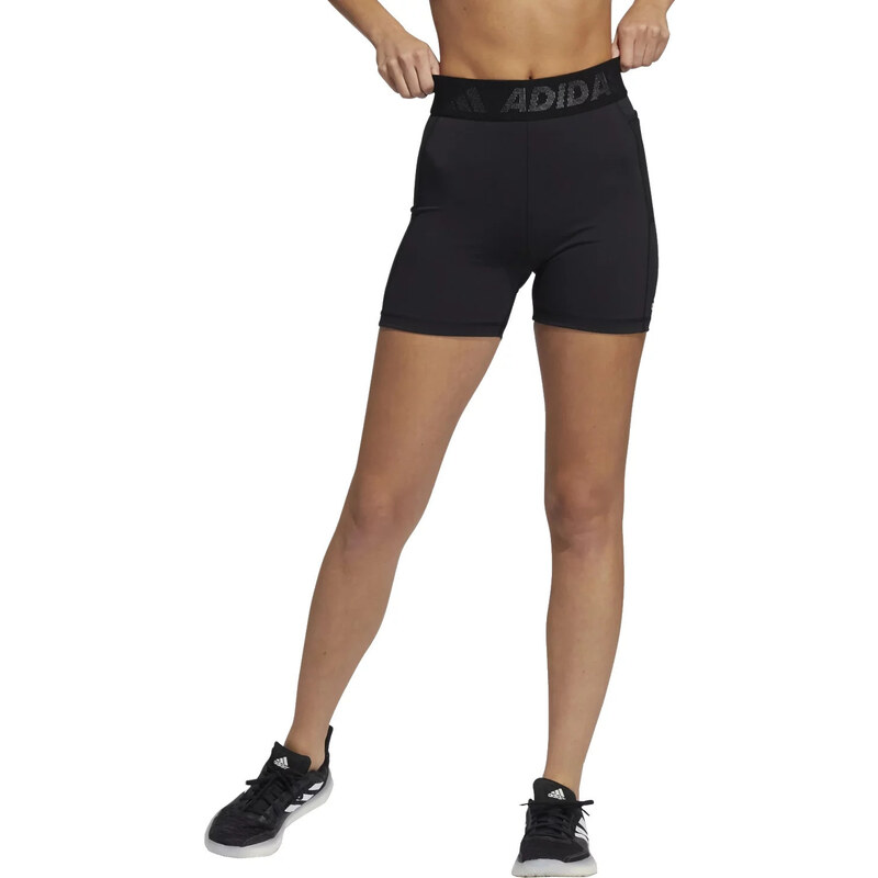 Čierne dámske biker shorts adidas Techfit Badge Of Sport Short Tights 39226553