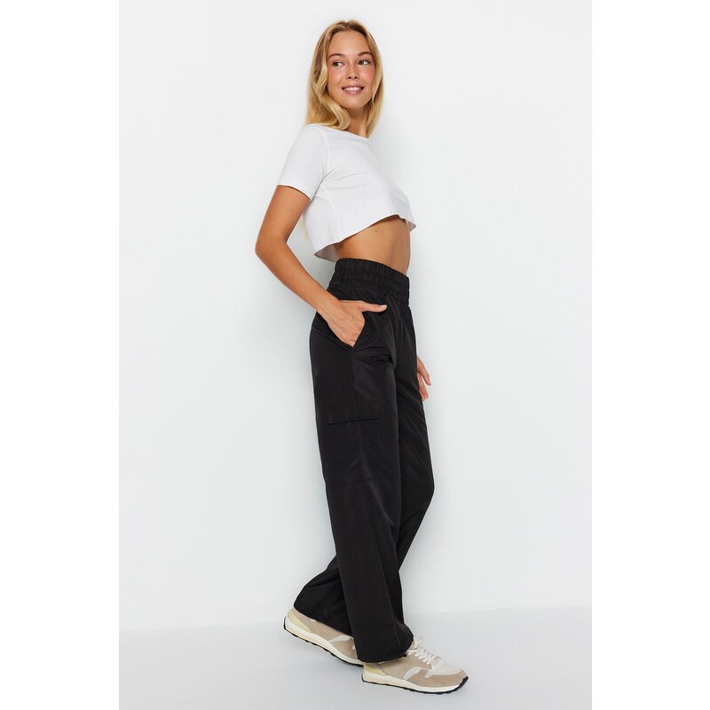 Dámske tepláky Trendyol 50627004