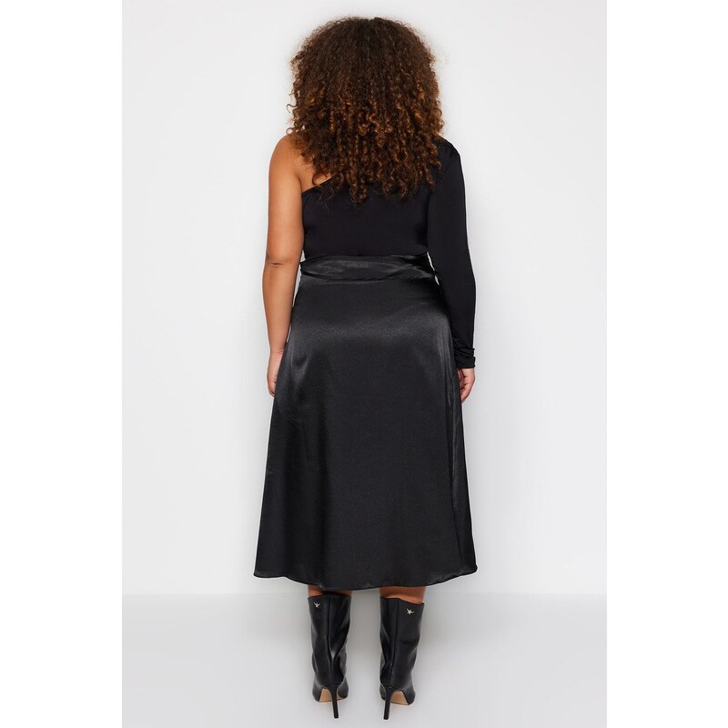 Trendyol Curve Čierna detailná saténová tkaná sukňa