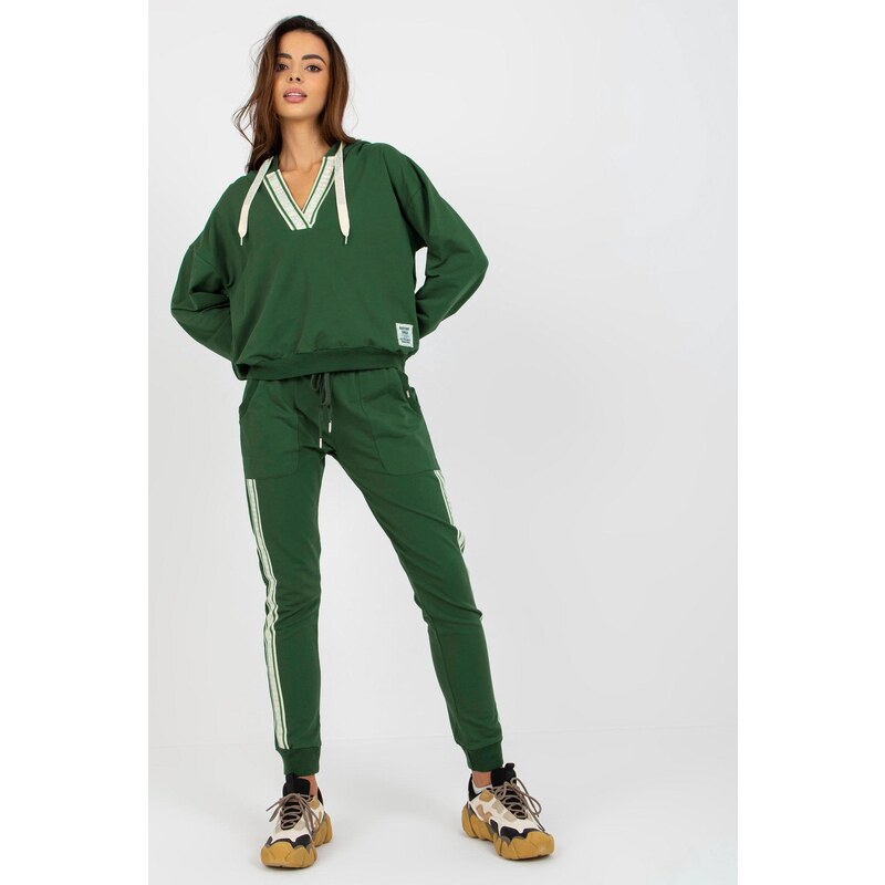 MladaModa Tepláková súprava s pruhmi na bokoch model 29752 tmavozelená 46490753