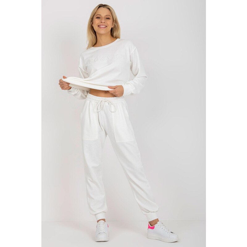 MladaModa Tepláková súprava model 64205 farba ecru 46491026