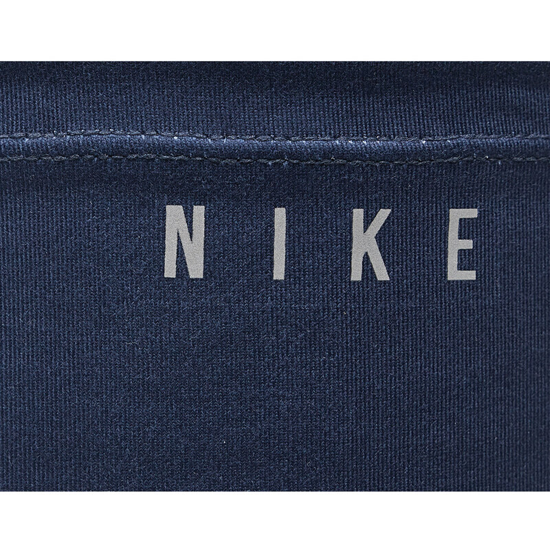 Komínový šál Nike
