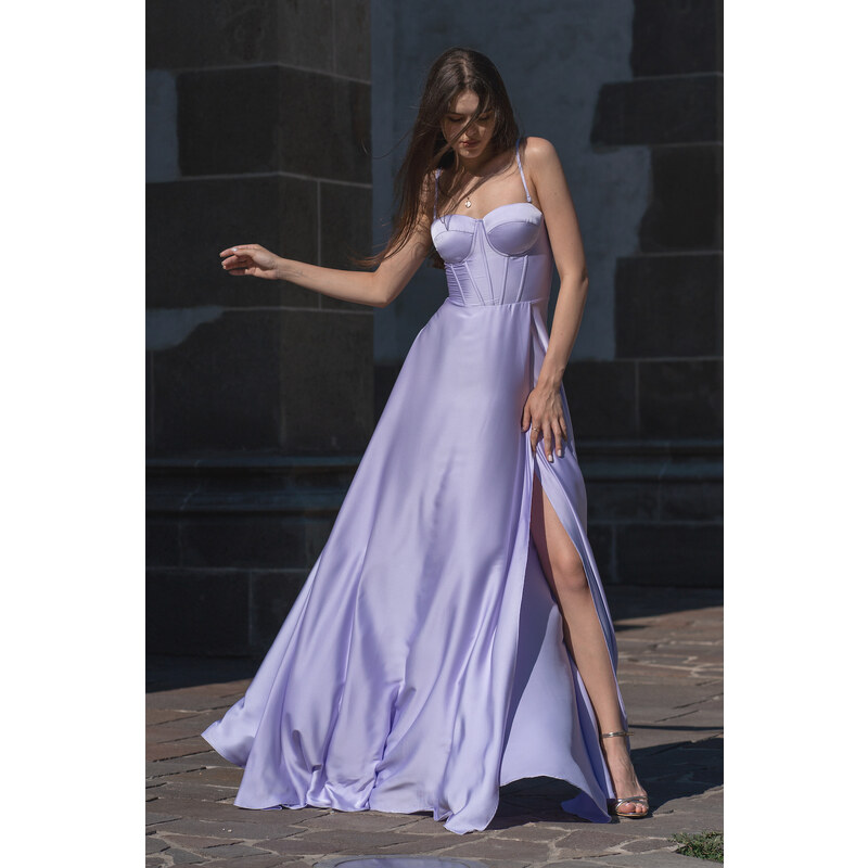 miadresses.sk Fialové spoločenské šaty s korzetom 43820410