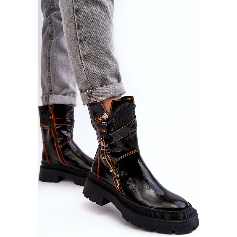 Dámske lakované členkové čierne topánky so zipsom Maciejka a oranžovými doplnkami
