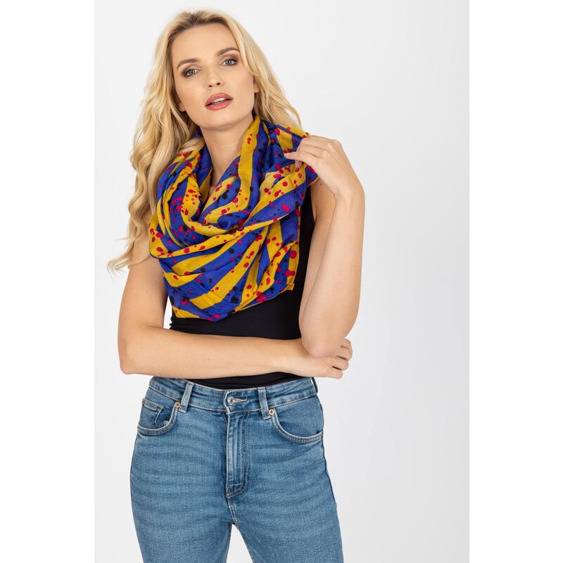 MladaModa Viskózová komínová šatka s potlačou model 17820 svetlá žltá 47169135