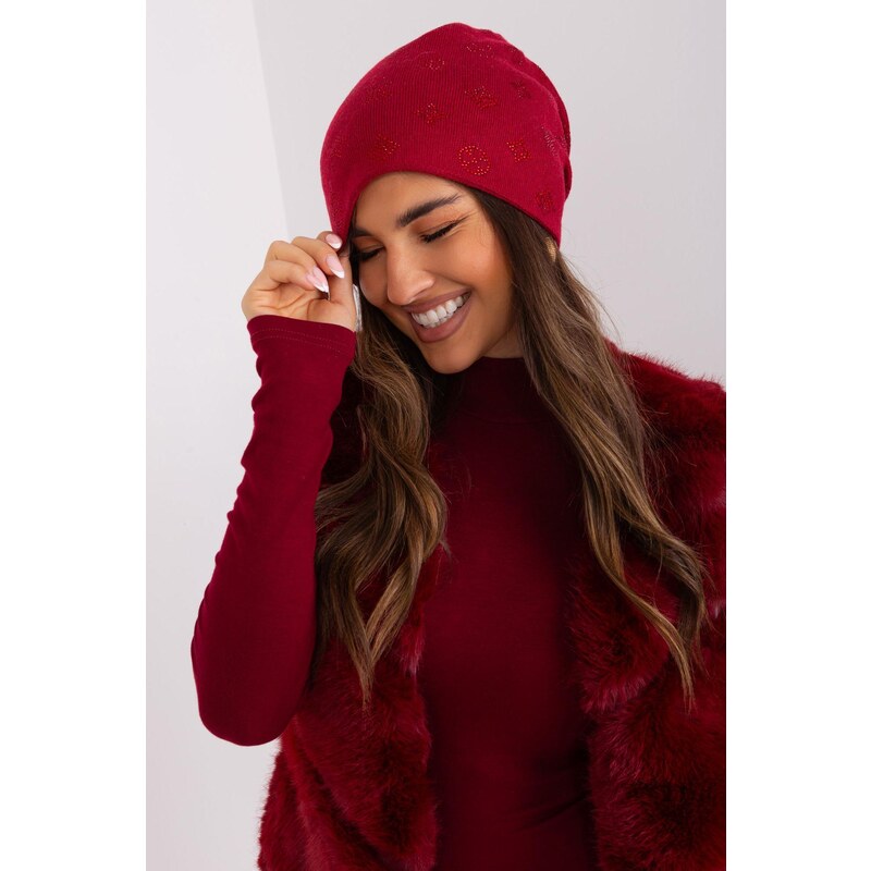 MladaModa Dámska čiapka so zirkónmi model 32585 bordová 47169235