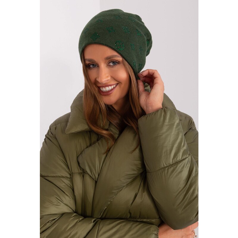 MladaModa Dámska čiapka so zirkónmi model 32585 zelená 47169236
