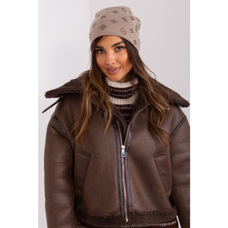 MladaModa Dámska čiapka so zirkónmi model 32585 béžová 47169249