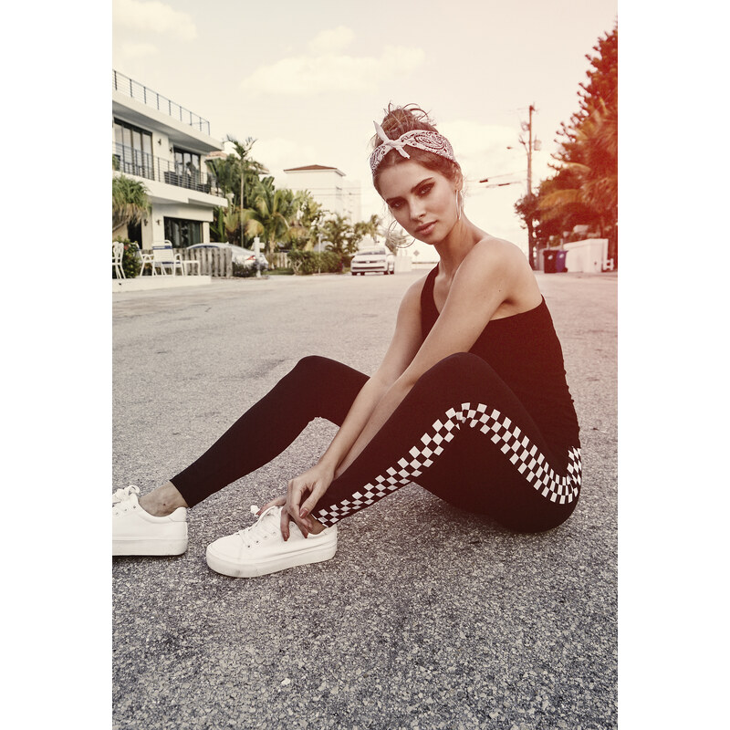 Urban Classics Dámske kárované legíny čierna/šachovnica 50652278