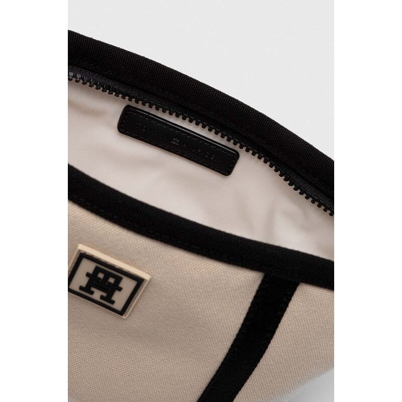 Kozmetická taška Tommy Hilfiger béžová farba,AW0AW16096