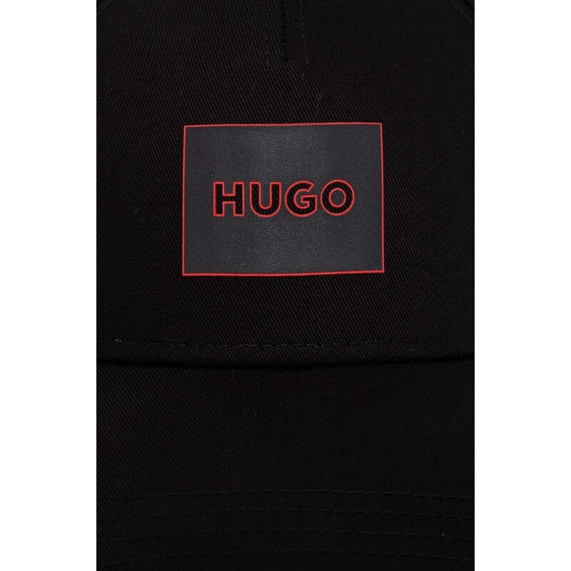 Bavlnená šiltovka HUGO čierna farba,s nášivkou,50506053