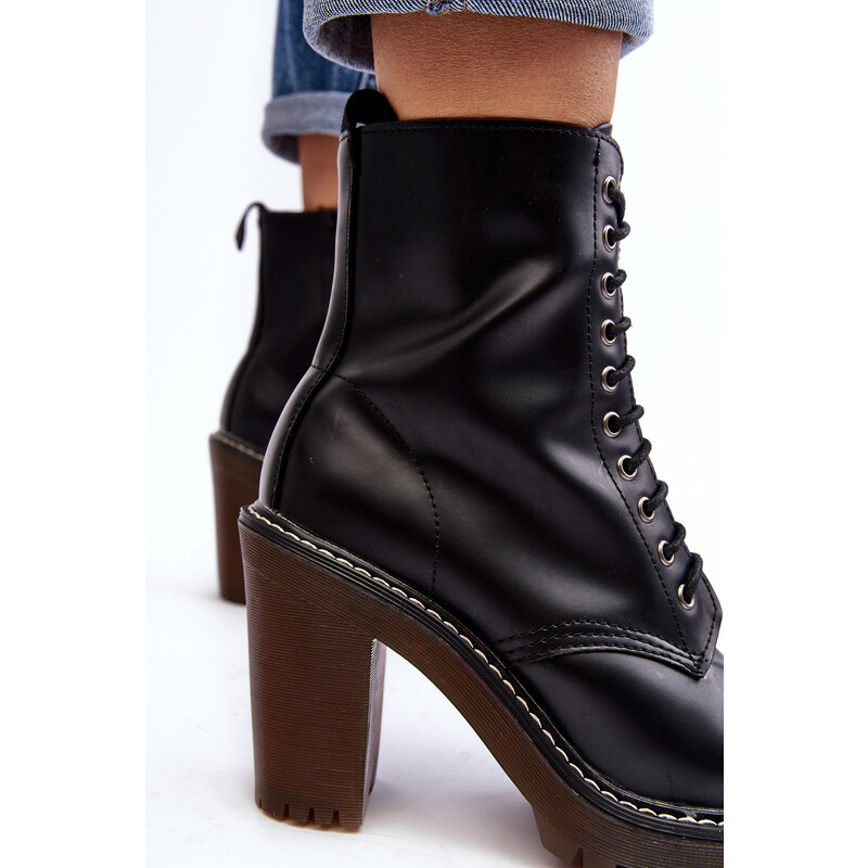 Basic Dámske čierne kožené členkové topánky na hnedej platforme s podpätkom