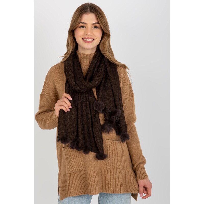 MladaModa Úpletový dámsky šál s brmbolcami model 31857 hnedý 66839845