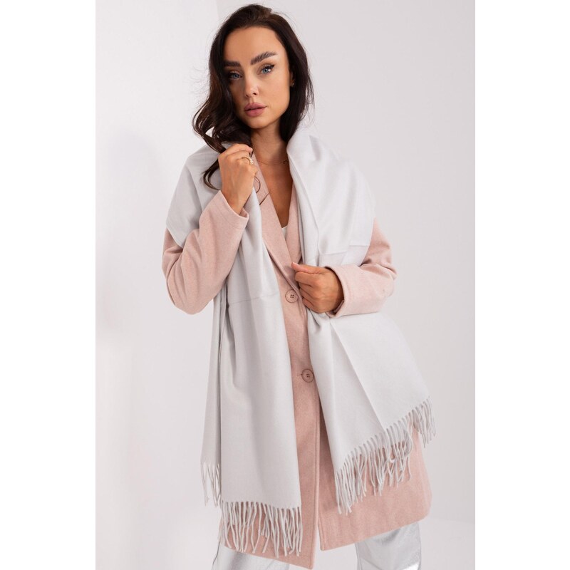 MladaModa Hrejivý dámsky šál so strapcami model 18562 svetlý šedý 47485335