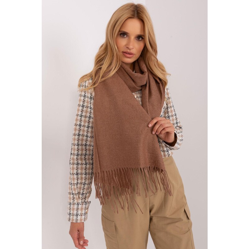 MladaModa Hrejivý dámsky šál so strapcami model 18562 hnedý 47485338