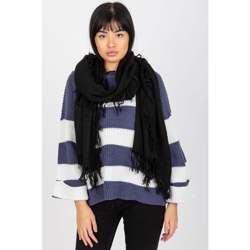 MladaModa Hladký dámsky šál so strapcami model 28565 čierny 47485384