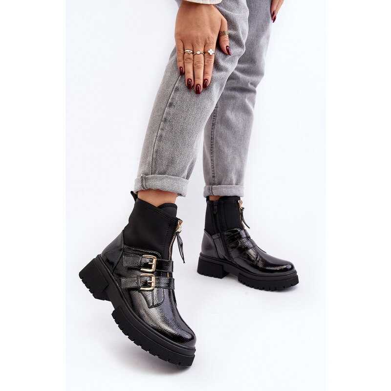 Basic Čierne dámske lakované topánky so zipsom a dvoma prackami