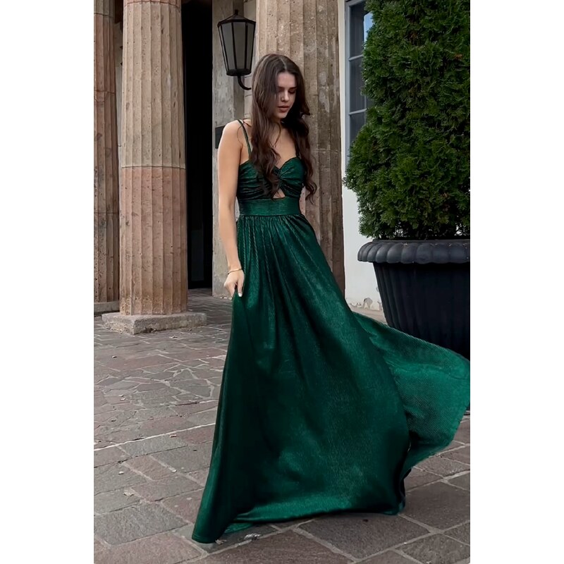 miadresses.sk Zelené lesklé spoločenské šaty 46638741