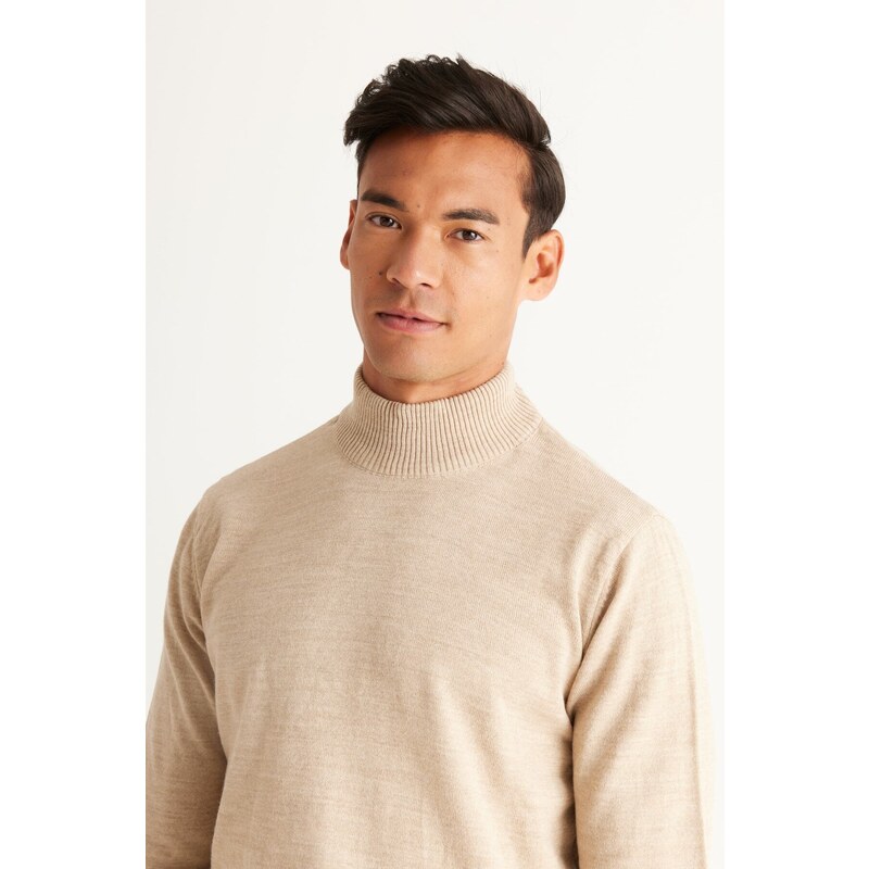 ALTINYILDIZ CLASSICS Men's Beige Anti-Pilling Standard Fit Normal Cut Half Turtleneck Knitwear Sweater.