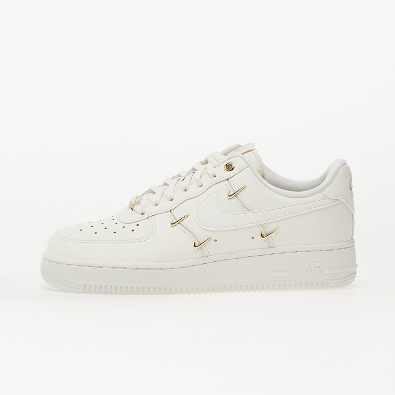 Nike Wmns Air Force 1 07 LX Sail/ Sail-Sail-Metallic Gold 67135847