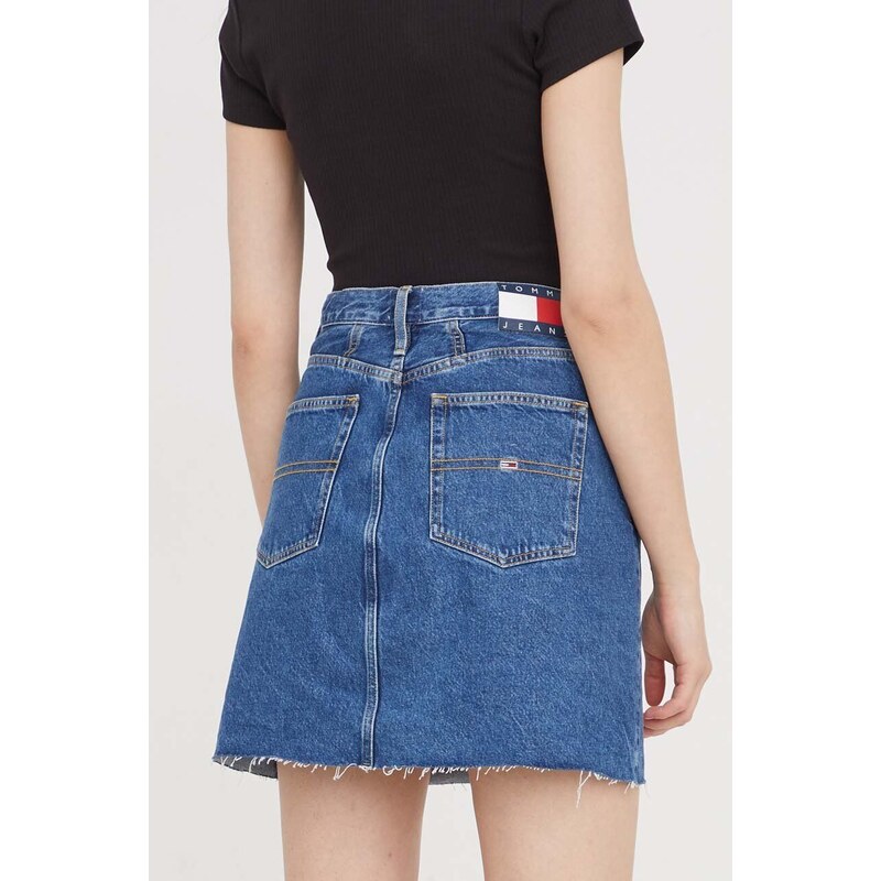 Rifľová sukňa Tommy Jeans mini,rovný strih,DW0DW17285